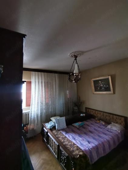 Apartament cu 4 camere decomandat în Morarilor