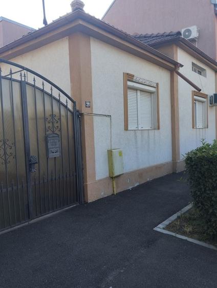 Casă cu 2 camere cu Teren 300 Mp în Aurel Vlaicu