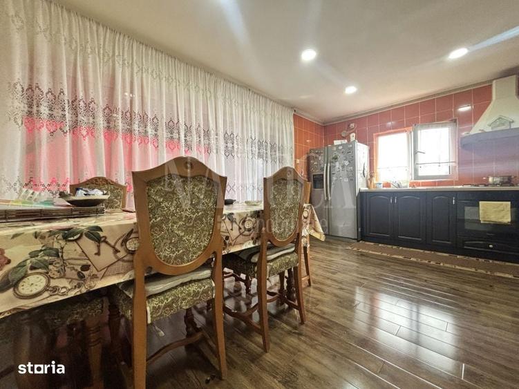 Casă cu 4 camere în Luna