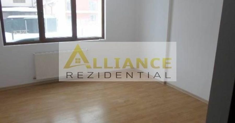 Apartament cu 2 camere decomandat în Sud