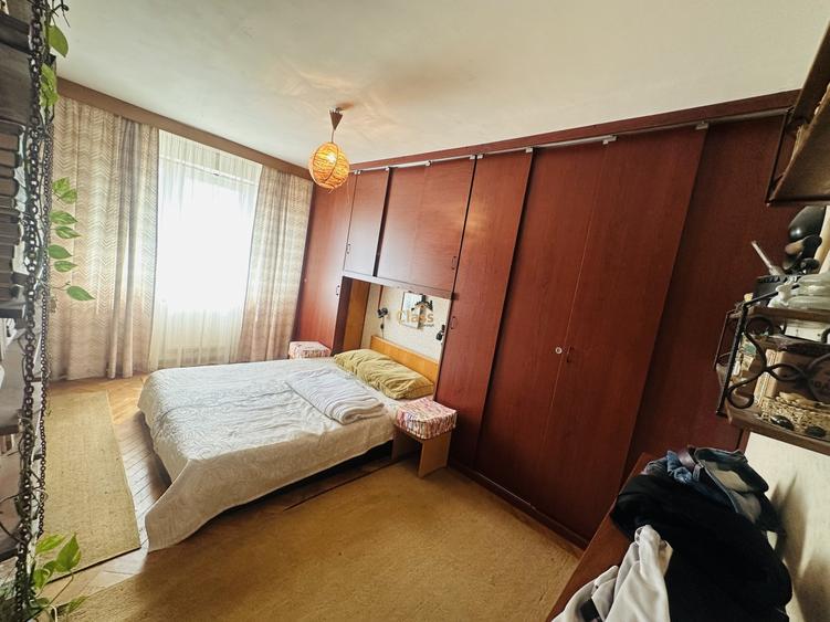 Apartament cu 4 camere decomandat, mobilat în Mănăștur
