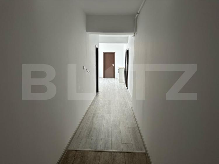 Apartament cu 3 camere semidecomandat, mobilat în Viișoara