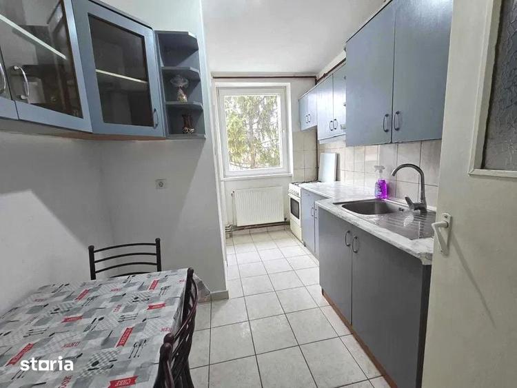 Apartament cu 2 camere semidecomandat în Calea Dumbrăvii