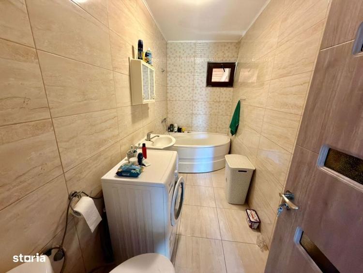 Casă cu 3 camere în Central