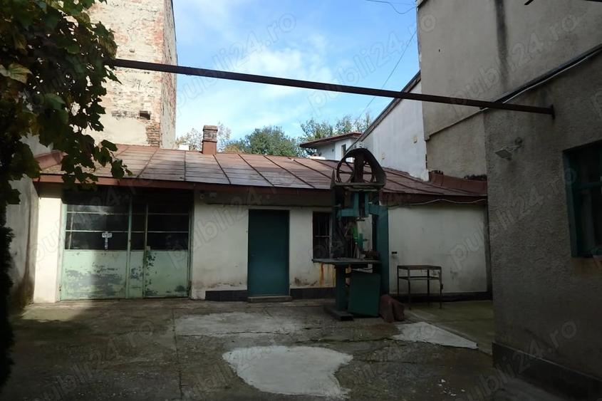 Casă cu 6 camere cu Teren 272 Mp în Ferdinand