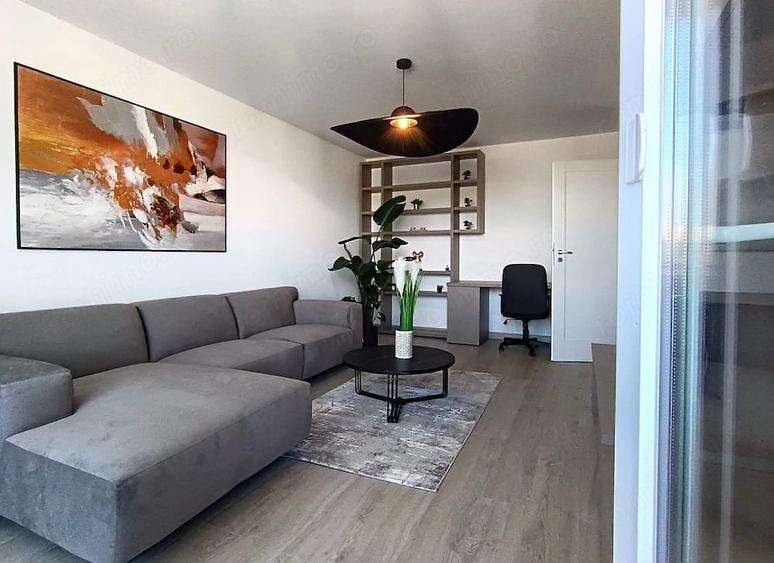 Apartament cu 2 camere decomandat în Răcădău