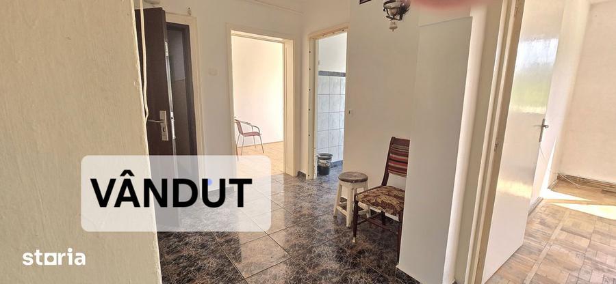 Vanzare Apartament 4 camere | Aleea Trandafirilor Targoviste - 9