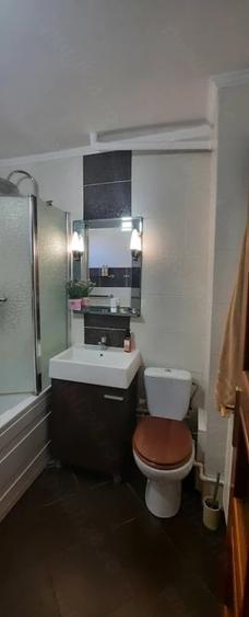 Apartament cu 3 camere decomandat, mobilat în Tomis Nord