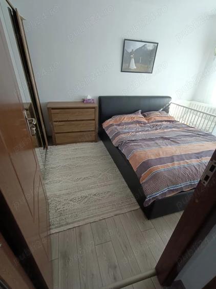 Apartament cu 4 camere decomandat în Central