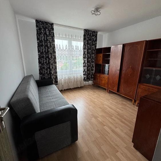 Apartament cu 2 camere decomandat în Exterior Vest