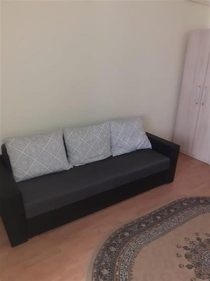 Garsonieră semidecomandată în Podul de Piatră