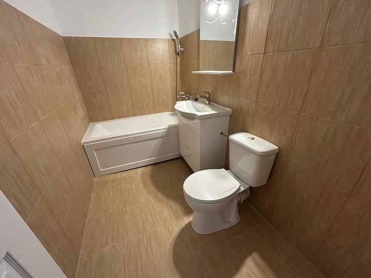 Vand apart.1 cam.situat in Micalaca,str.Vaslui,st. 50 mp,et.4 din 4,modern - 8