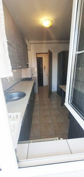 Apartament cu 2 camere decomandat în Exterior Vest