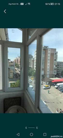 Apartament cu 4 camere decomandat în Roșiori de Vede