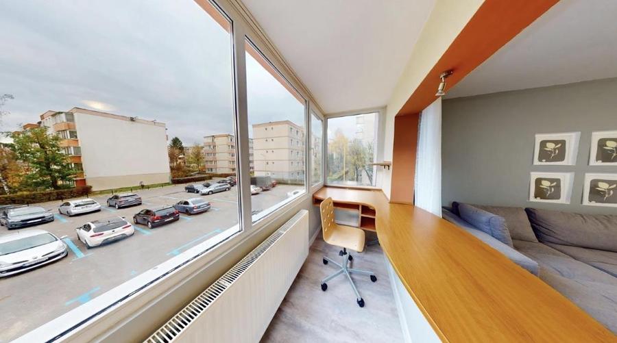 Apartament cu 3 camere decomandat, mobilat în Astra