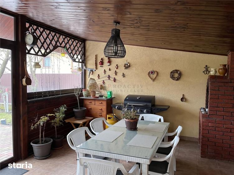 Casă cu 5 camere cu Teren 407 Mp în Șcheia