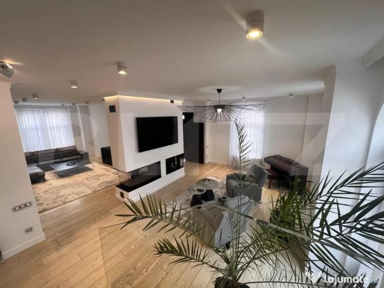 Casă cu 5 camere cu Teren 1300 Mp în Central