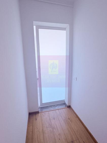 Apartament cu 2 camere decomandat în Titan