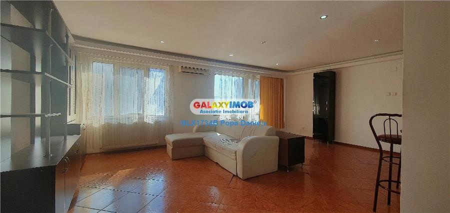 Apartament cu 3 camere semidecomandat în Timișoara