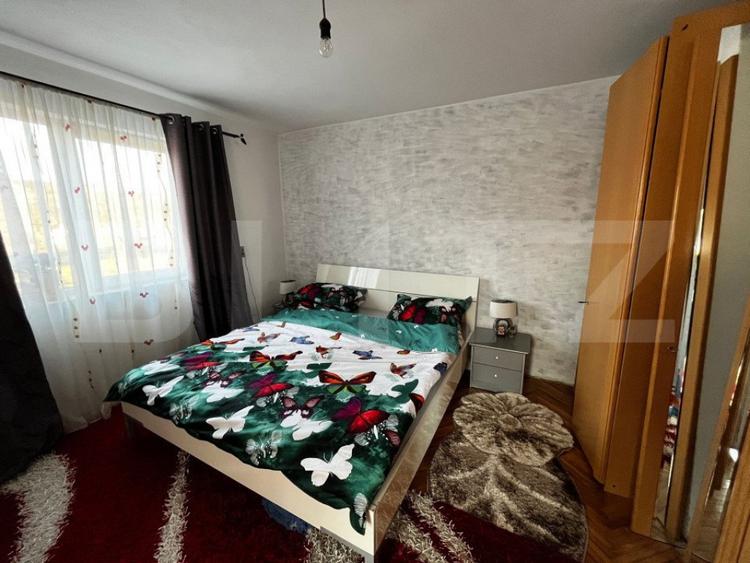 ????Casa de vanzare, cu 5 camere, 200 mp, Livezile - 12