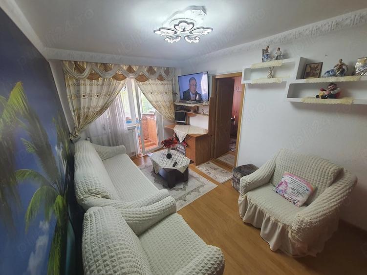 Apartament cu 2 camere semidecomandat în Km 4