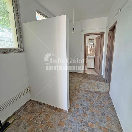 Spațiu comercial, de 120 mp, în Micro 17