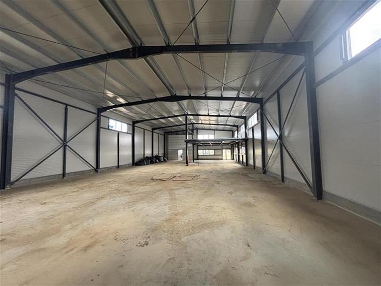 Spațiu industrial, de 600 mp, în Ștefăneștii de Jos
