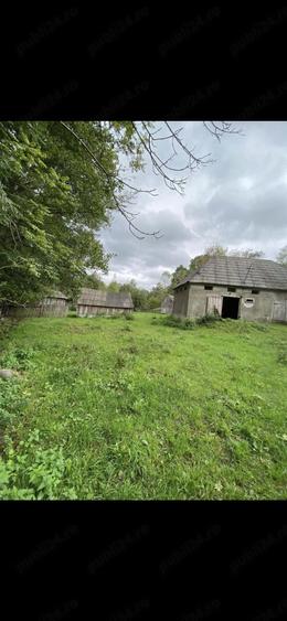 Casă cu Teren 3297 Mp în Sat-Șugatag