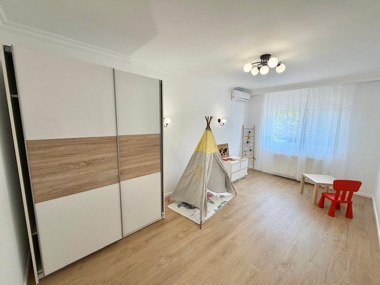 Duplex cu 3 camere cu Canalizare în Pipera