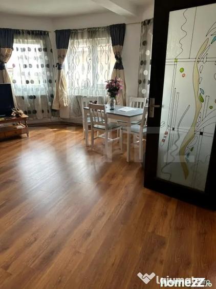 Casă cu 4 camere cu Teren 1480 Mp în Brădești