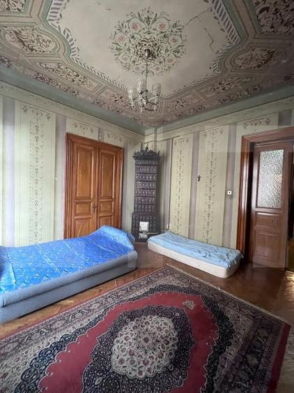 Casă cu 5 camere cu Canalizare în Ultracentral
