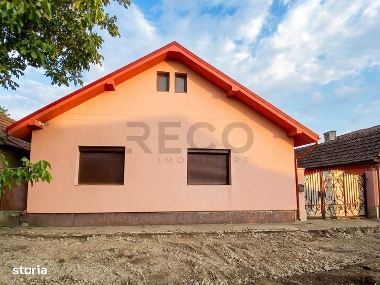 Casă cu 4 camere în Tărian