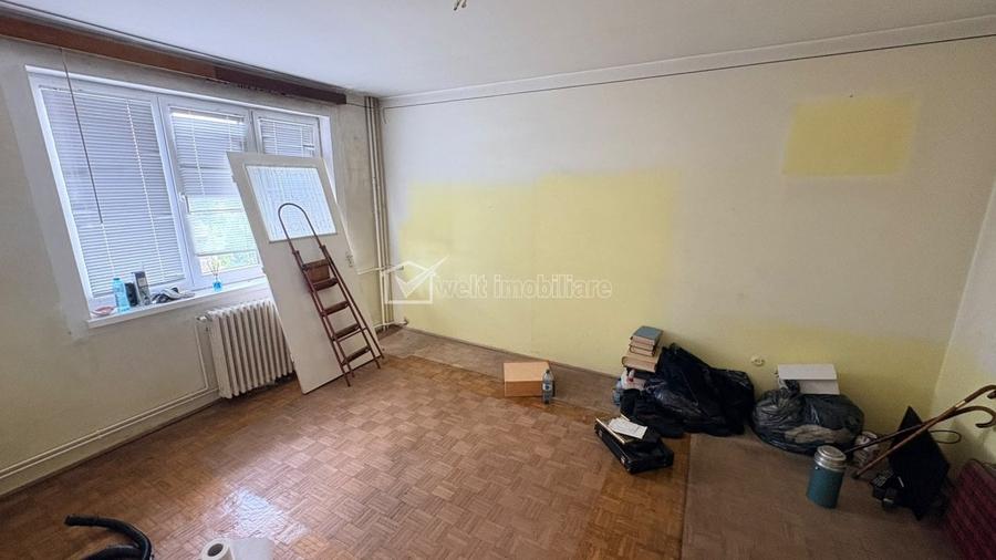 Apartament 2 camere, zona centrala, decomandat, etaj intermediar ! - 3