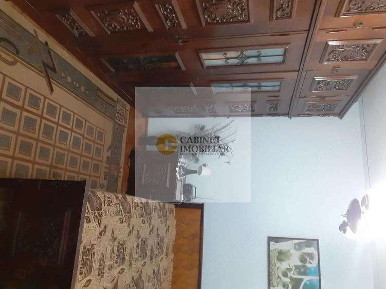 Apartament cu 2 camere semidecomandat, mobilat în Universitate