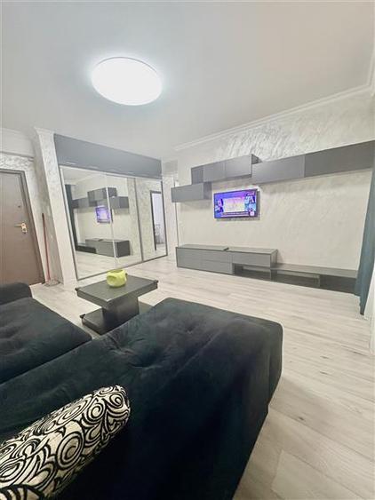 Apartament cu 2 camere decomandat, mobilat în Tomis Plus