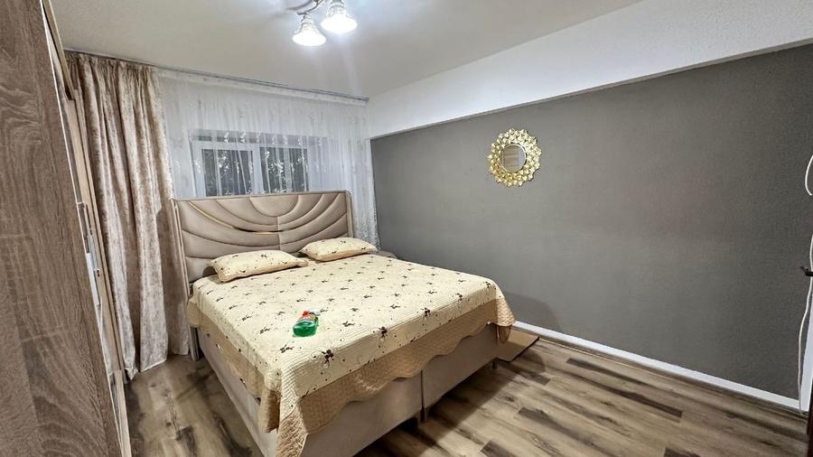 Apartament cu 2 camere decomandat, mobilat în Central