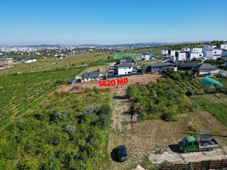 Teren de 704 mp, în Bârnova