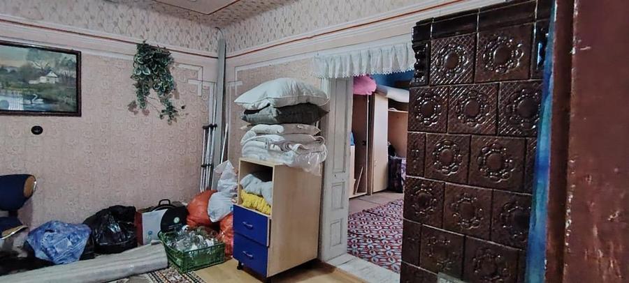 Casă cu 5 camere cu Teren 3000 Mp în Alparea