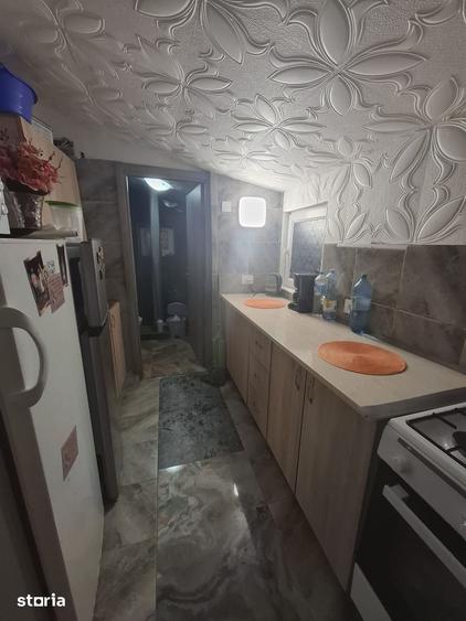 Casă cu 1 camere cu Teren 50 Mp în Podu Roș