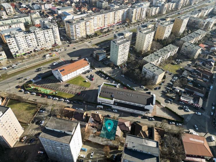 Teren de 251 mp, în Central