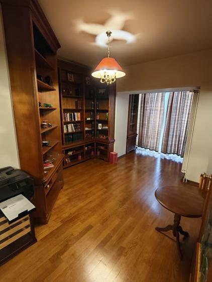 Apartament cu 4 camere decomandat, mobilat în Unirii