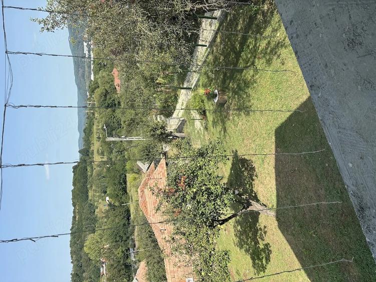 Casă cu Teren 603 Mp în Central