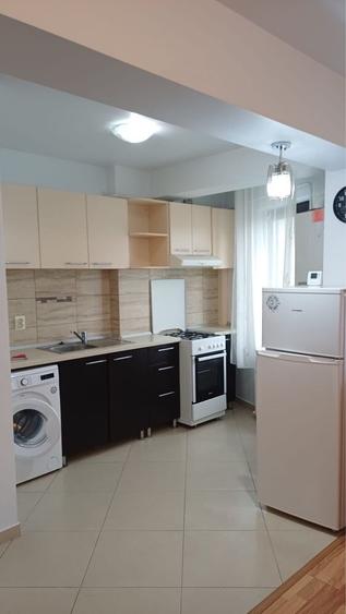 Garsonieră nedecomandată în Valea Adâncă