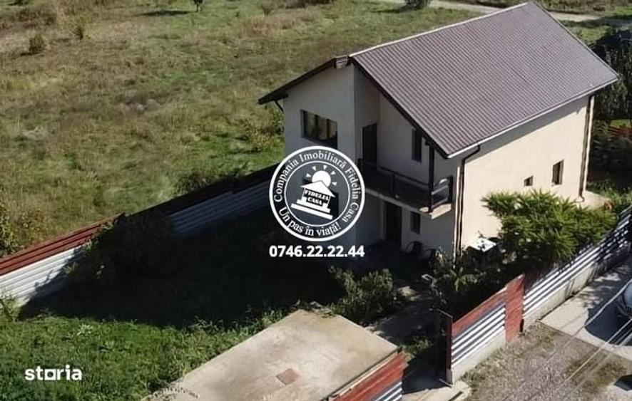 Casă cu 4 camere în Vocotești