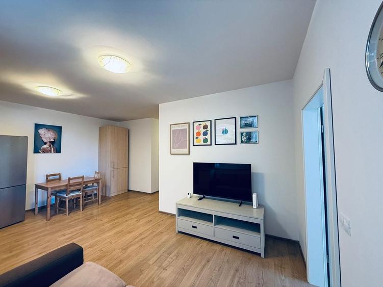 Apartament cu 2 camere semidecomandat în Giroc