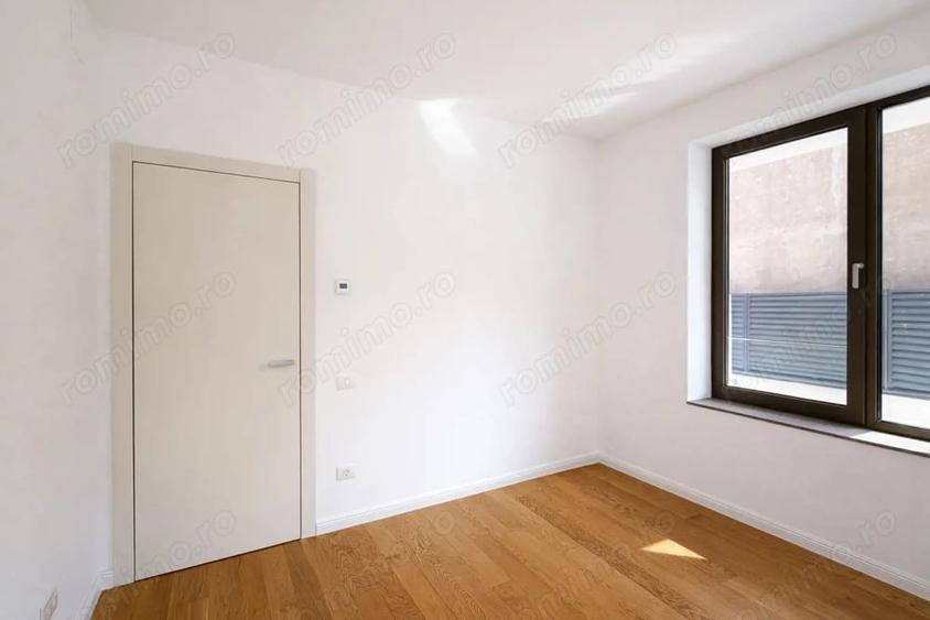 Apartament cu 2 camere semidecomandat în Nordului