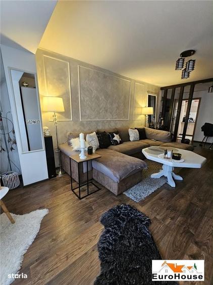 Apartament cu 3 camere în Cetate