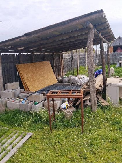 Teren de 1300 mp, în Castranova