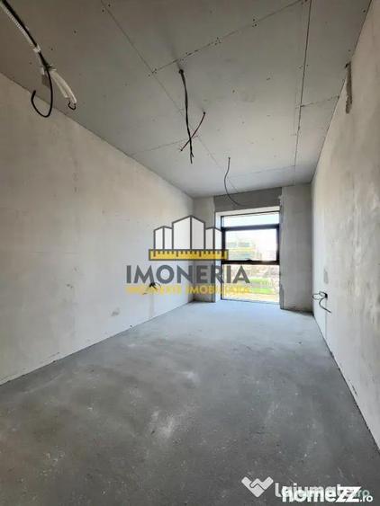 Spațiu comercial, de 150 mp, în Mihai Bravu