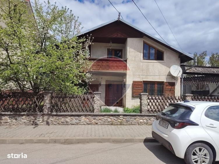 Casă cu 3 camere în Central